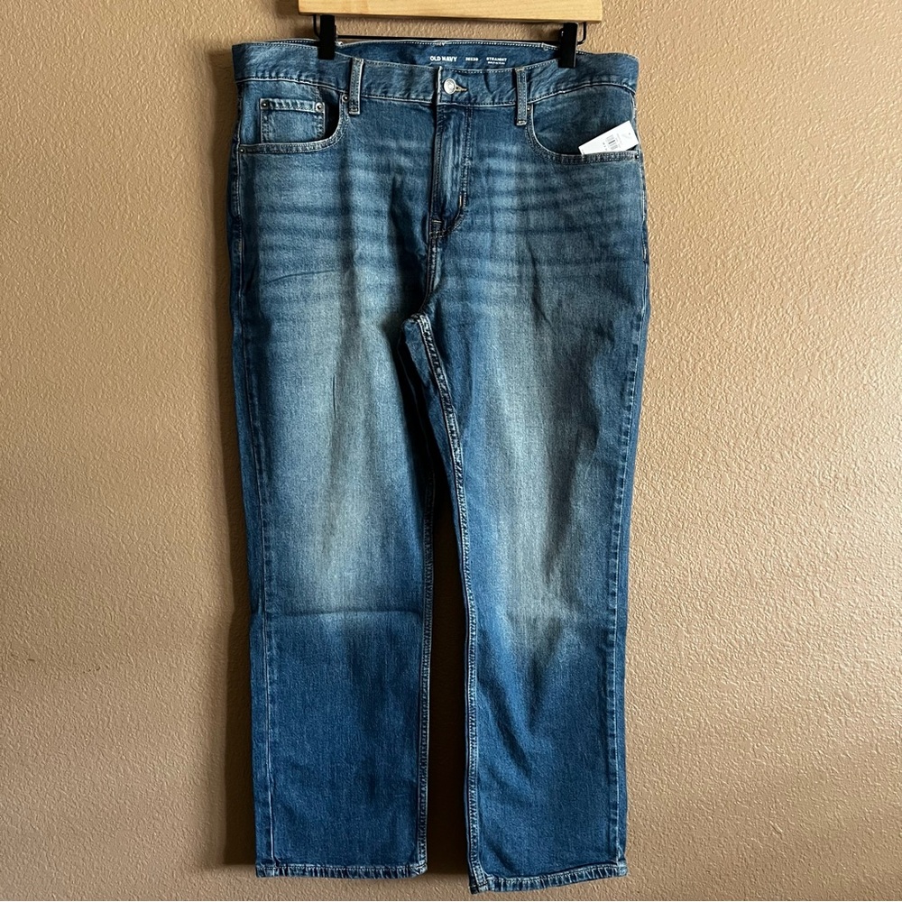 Old Navy Men's Straight Leg Jeans with Built in Flex Size 38x30 NWT